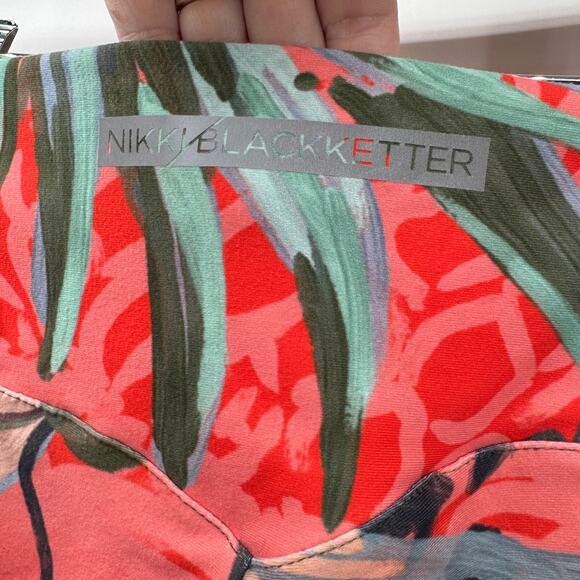 Nikki Blackletter Gymshark Leggings Womens Medium Collab Activewear 29" Inseam - Picture 9 of 11